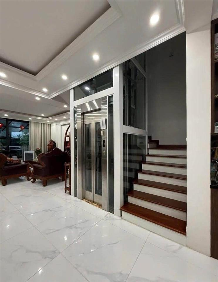 🔥 BIỆT THỰ LIỀN KỀ HOÀNG HOA THÁM – 104M² – 4 TẦNG – MT 5,5M – THANG MÁY – Ô TÔ ĐỖ CỬA –