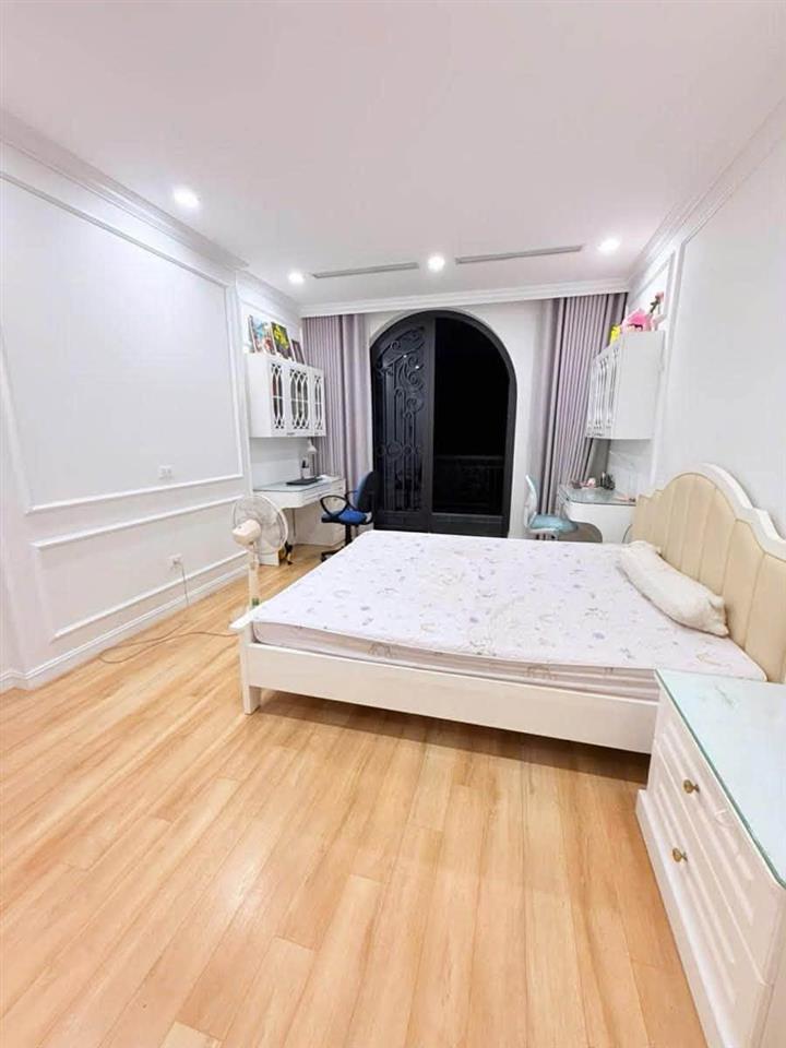 SIÊU BIỆT THỰ ĐƠN LẬP LƯU HỮU PHƯỚC – 98M² – MT 7,8M – 5 TẦNG + TUM – THANG MÁY – VỈA HÈ