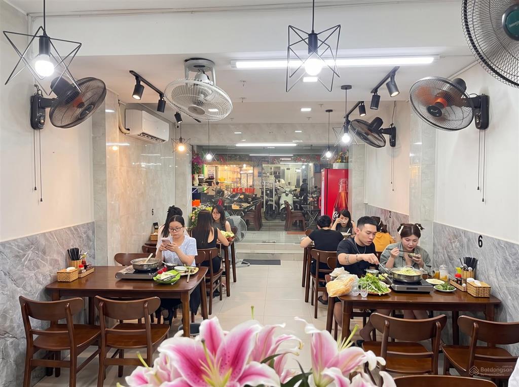 Cho thuê mặt bằng 50m2 trung tâm quận đống đa kinh doanh tới đêm muộn