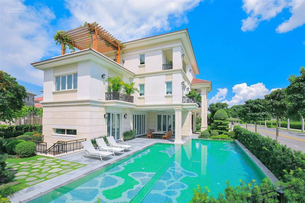 Sala đại quang minh bán gấp biệt thự saroma villa góc 2 mặt tiền diện tích 332m2 giá tốt