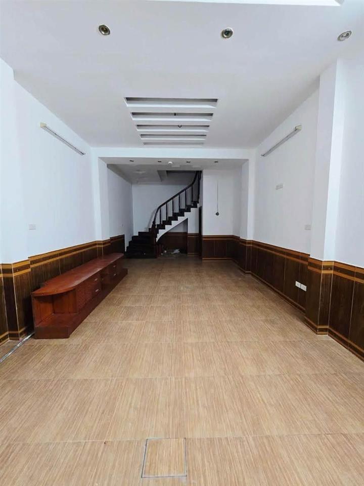 NHÀ PHÂN LÔ DOÃN KẾ THIỆN, CẦU GIẤY – Ô TÔ VÀO CỬA – KINH DOANH – 43 M2 – 5 TẦNG – MT 4 M
