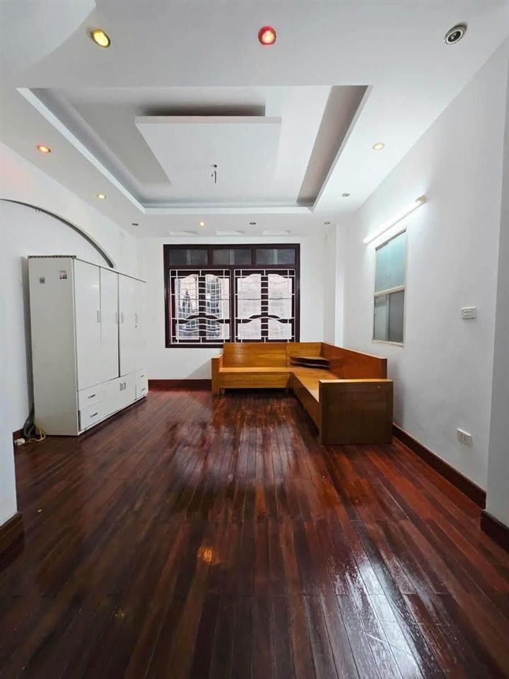 NHÀ PHÂN LÔ DOÃN KẾ THIỆN, CẦU GIẤY – Ô TÔ VÀO CỬA – KINH DOANH – 43 M2 – 5 TẦNG – MT 4 M