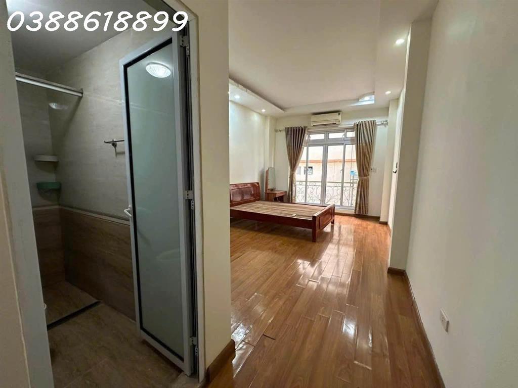 🏢 CHO THUÊ NHÀ MẶT PHỐ NGUYỄN VĂN HUYÊN – CẦU GIẤY  70M² × 6 TẦNG  MT 6M  THANG MÁY