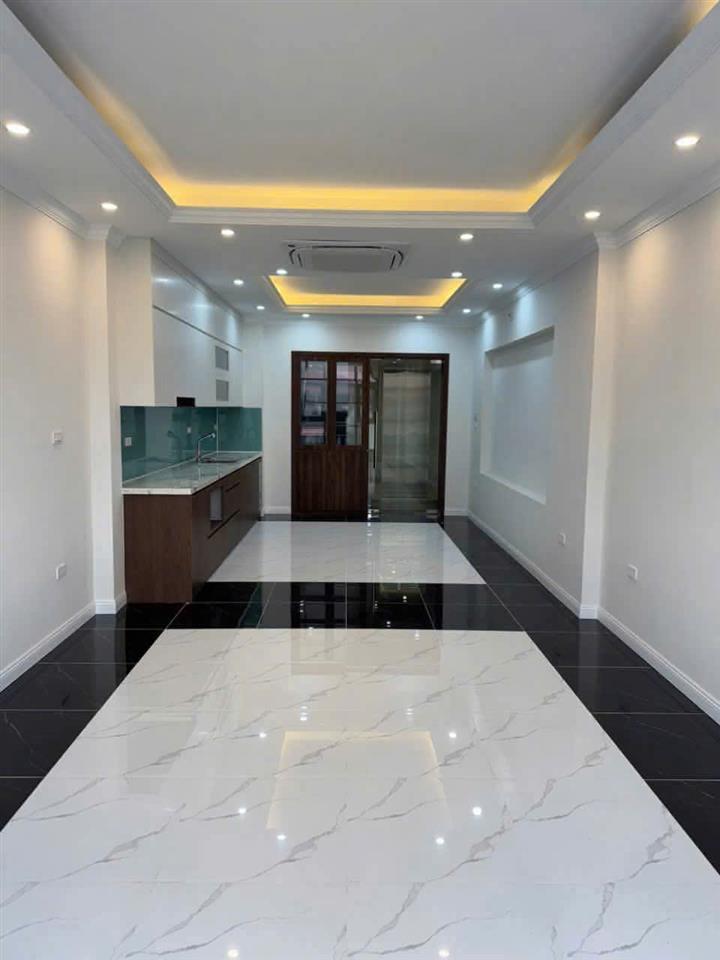🏡 CHO THUÊ NHÀ MẶT PHỐ KHƯƠNG ĐÌNH – THANH XUÂN  7 TẦNG  THANG MÁY  36 TRIỆU/THÁNG