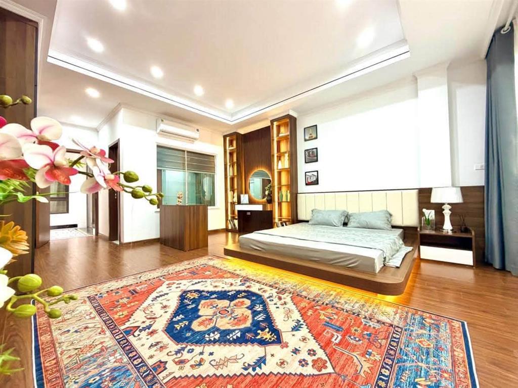 NHÀ ĐẸP XUẤT SẮC LA THÀNH – 59M² – MT 5M – 6 TẦNG – THANG MÁY NHẬP – FULL NỘI THẤT CAO CẤP