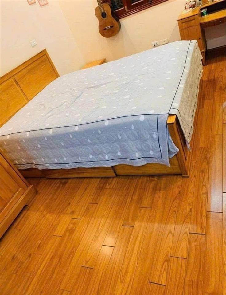NHÀ ĐẸP LÔ GÓC HOÀNG CẦU – 49M² – MT 4,7M – 4 TẦNG – NGÕ THÔNG – GẦN Ô TÔ TRÁNH