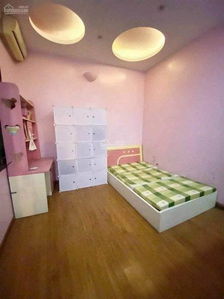 NHÀ ĐẸP LÔ GÓC HOÀNG CẦU – 49M² – MT 4,7M – 4 TẦNG – NGÕ THÔNG – GẦN Ô TÔ TRÁNH
