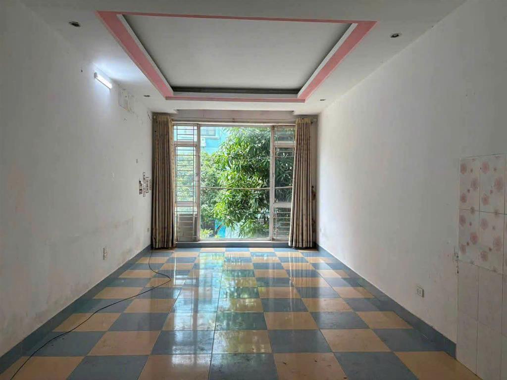 🏡 CHO THUÊ NHÀ LIỀN KỀ PHÙNG KHOANG – NAM TỪ LIÊM  50M² × 5 TẦNG  MT 4M  15 TRIỆU/THÁNG