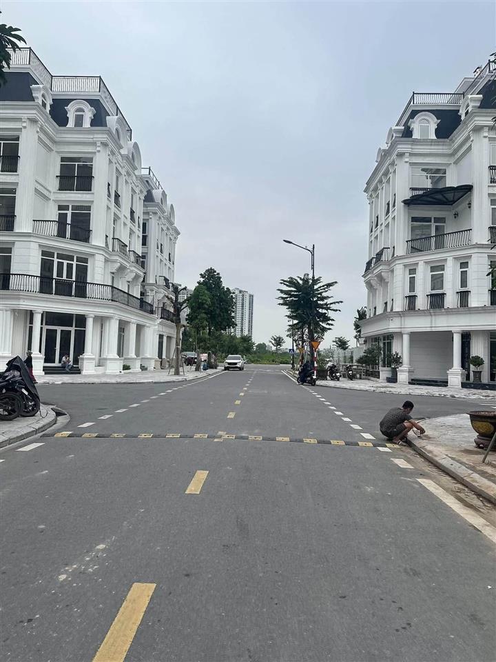 🔥 LIỀN KỀ LOUIS CITY ĐẠI MỖ – 105M² – MT 5M – 5 TẦNG – 2 THOÁNG TRƯỚC SAU – VIEW CÔNG