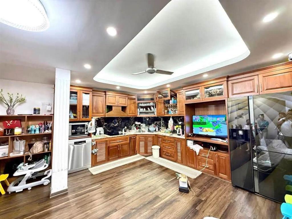 🔥 SIÊU PHẨM BIỆT THỰ MỄ TRÌ – 127M² – MT 7,9M – 4 TẦNG – Ô TÔ TRÁNH – VỈA HÈ – KINH