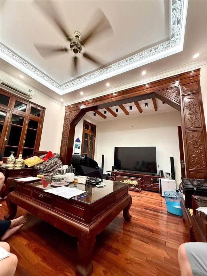 🔥 SIÊU PHẨM BIỆT THỰ MỄ TRÌ – 127M² – MT 7,9M – 4 TẦNG – Ô TÔ TRÁNH – VỈA HÈ – KINH