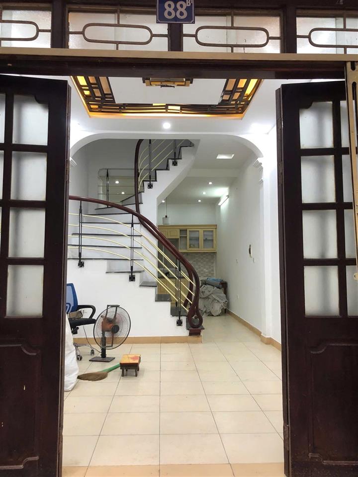 CHO THUÊ NHÀ NGUYÊN CĂN NGÕ 6XX LA THÀNH  40M² × 4 TẦNG  4PN  12 TRIỆU/THÁNG