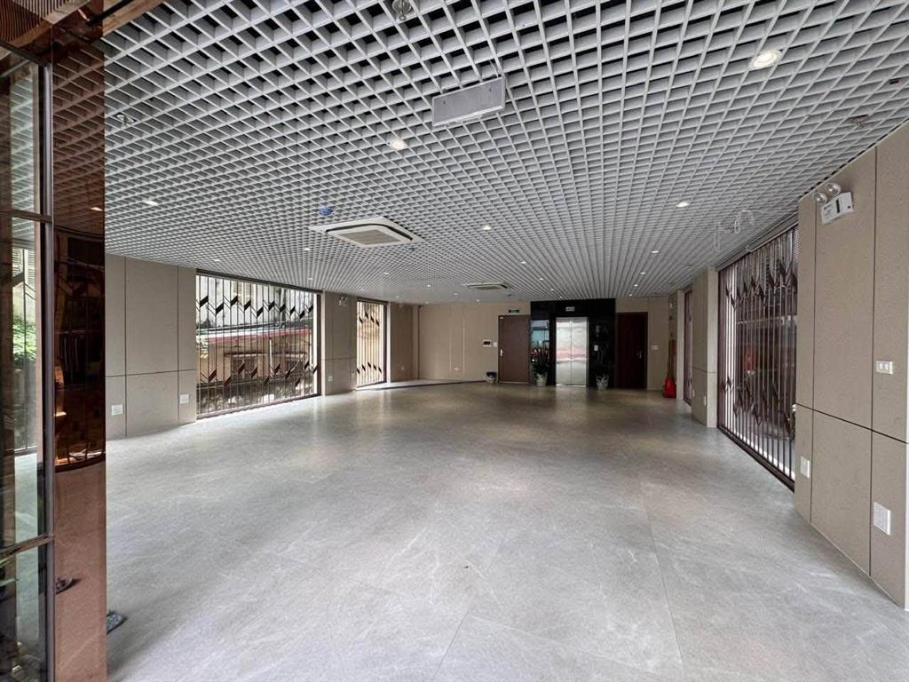 TÒA VĂN PHÒNG MẶT PHỐ VƯƠNG THỪA VŨ – 160M² – MT 9M – 9 TẦNG – 1 HẦM – 3 THOÁNG – VỈA HÈ