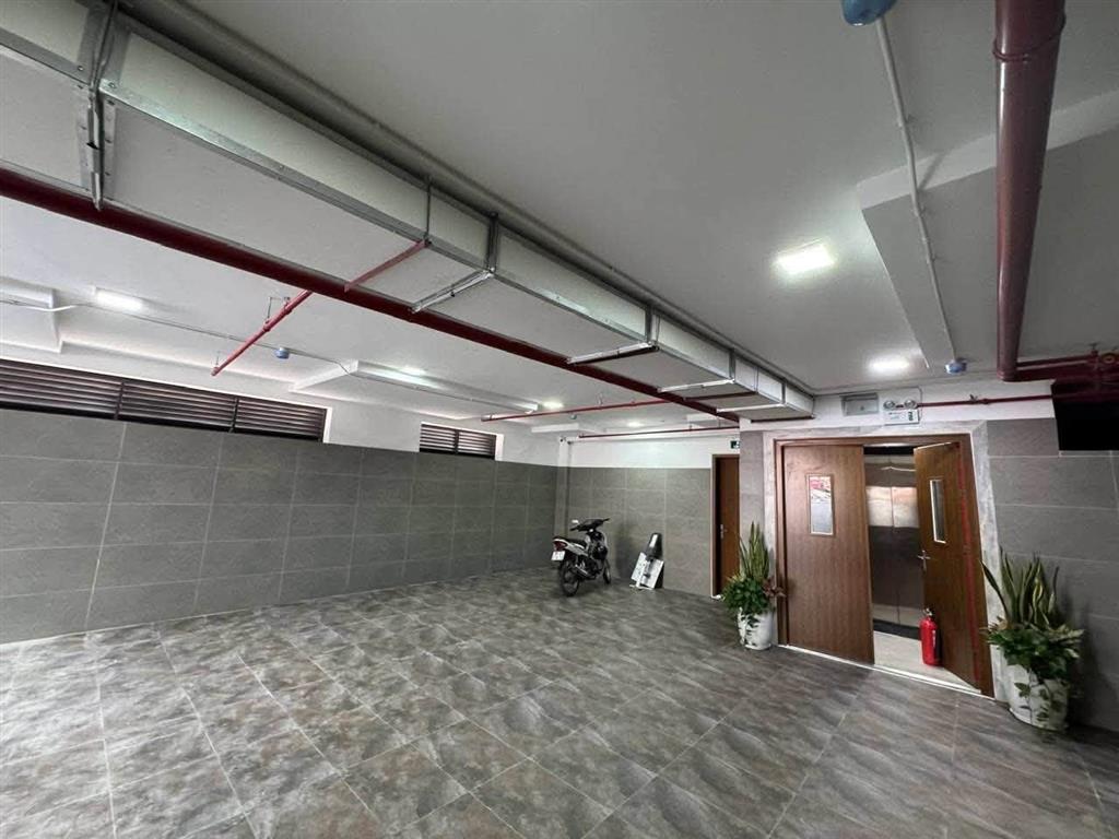 TÒA VĂN PHÒNG MẶT PHỐ VƯƠNG THỪA VŨ – 160M² – MT 9M – 9 TẦNG – 1 HẦM – 3 THOÁNG – VỈA HÈ