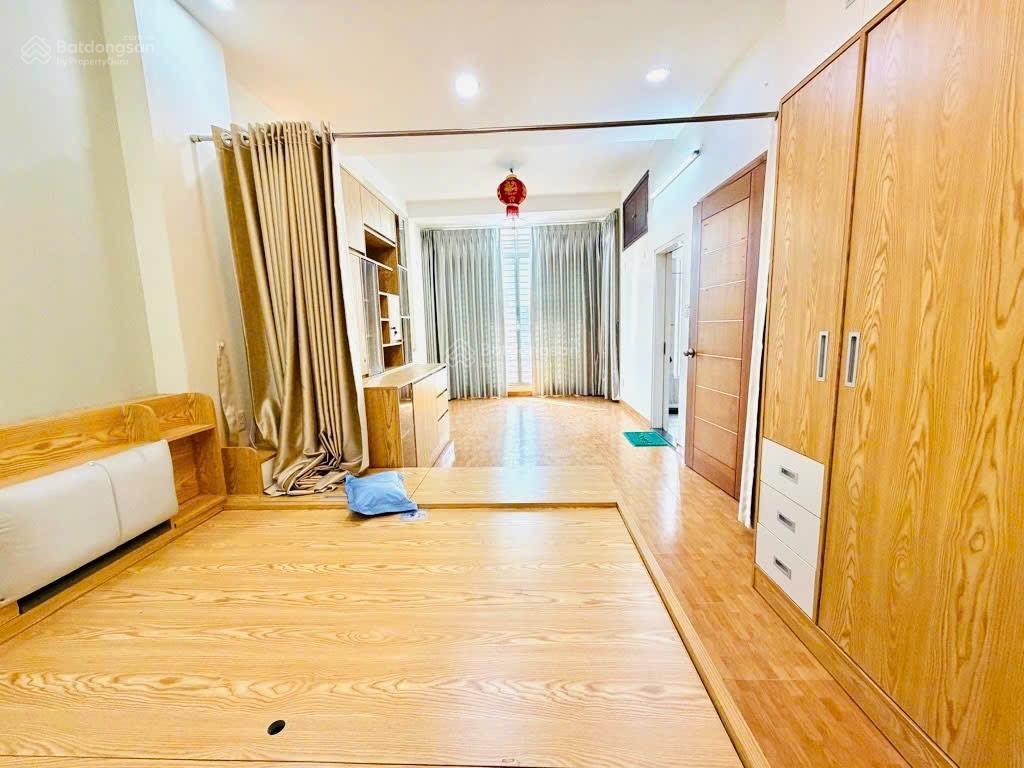 Mt kinh doanh bình thạnh, 5 tầng 70m2 ngang đẹp hơn 5,2m tại nguyễn khuyến gấp bán chỉ 12,5tỷ.