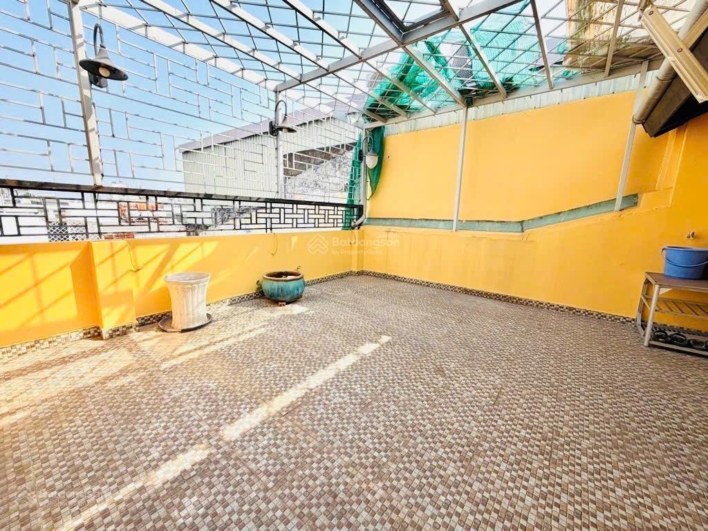 Mt kinh doanh bình thạnh, 5 tầng 70m2 ngang đẹp hơn 5,2m tại nguyễn khuyến gấp bán chỉ 12,5tỷ.