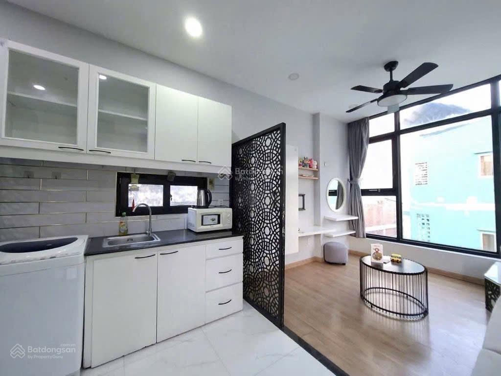 Nhà đẹp hẻm trải nhựa sạch  tt quận 1 ngay võ văn kiệt 42m2 chỉ 8,1 tỷ  4 tầng btct.