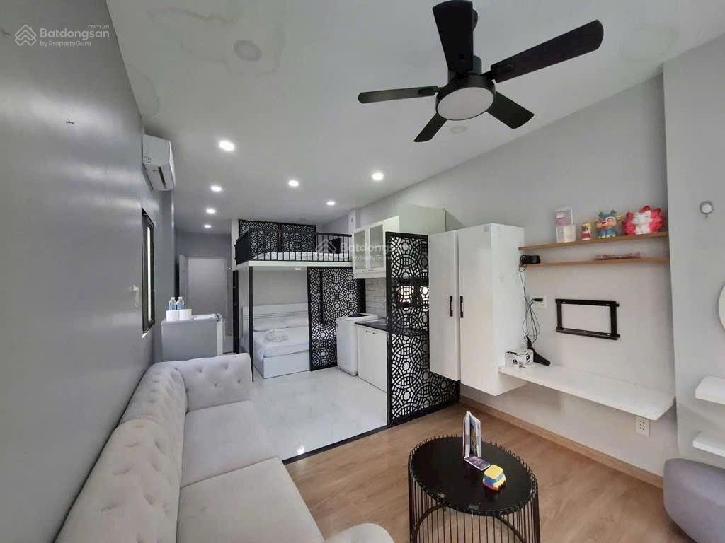 Nhà đẹp hẻm trải nhựa sạch  tt quận 1 ngay võ văn kiệt 42m2 chỉ 8,1 tỷ  4 tầng btct.