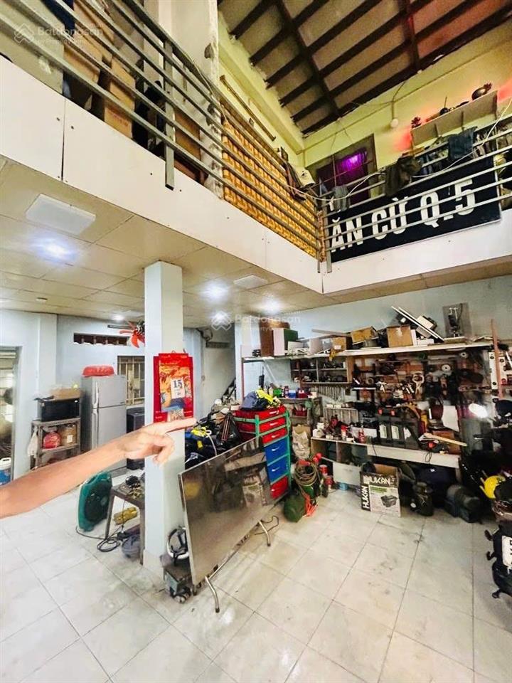 Bán nhà 5 tầng, hẻm xh 6m ngay mặt tiền võ văn kiệt  ngang khủng gần 10m 75m2 chỉ 17 tỷ.