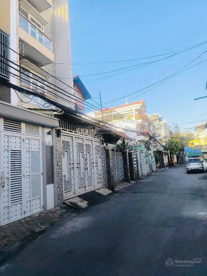 Siêu phẩm mt đường, ngang bề thế 8m  phạm văn đồng, gò vấp  3 tầng btct 200m2 bán chỉ 29,5 tỷ.