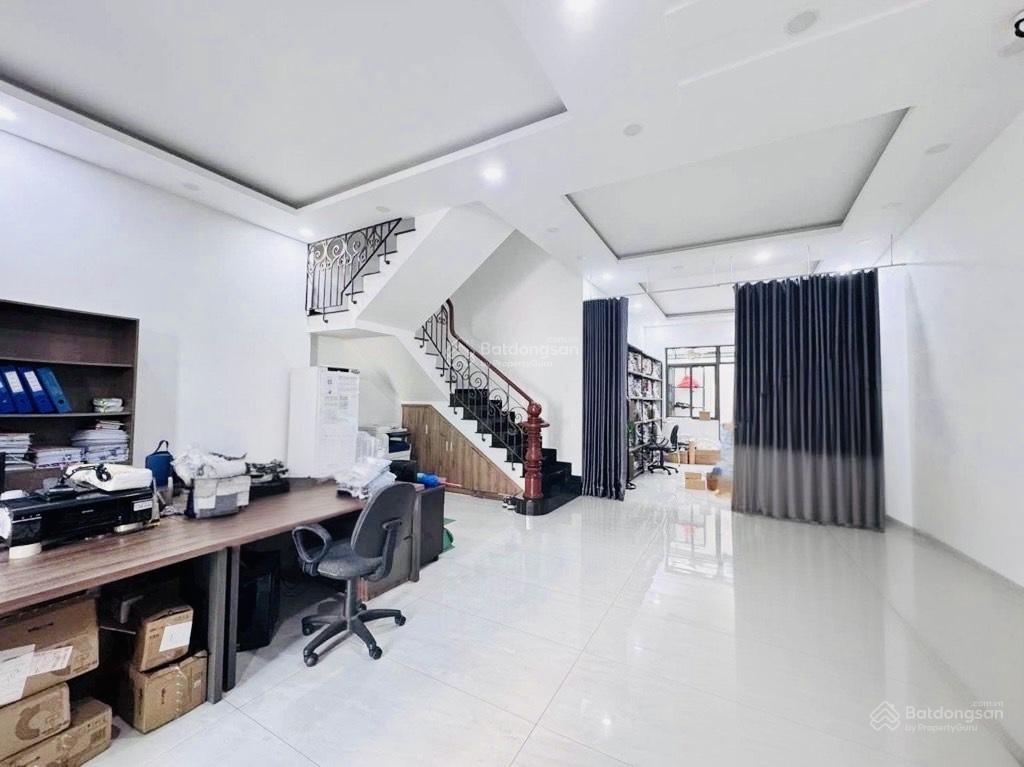 Bán biệt thự nhà phố ( 7x17 )  ngay phạm văn đồng, khu vip ven sông  4 tầng btct chỉ 17,5 tỷ