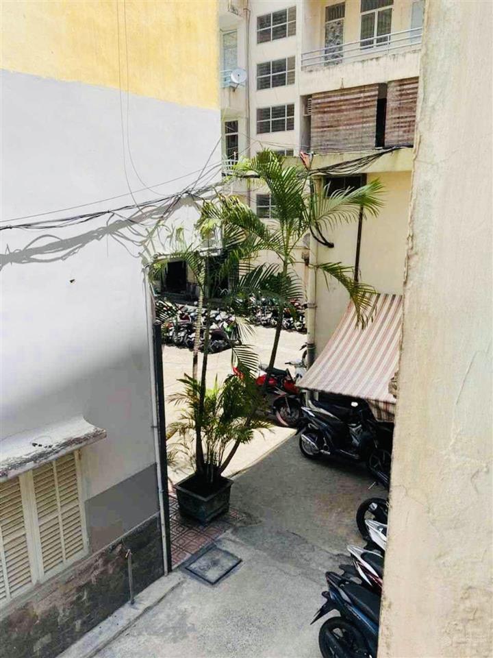 Bán nhà ( 5*14 ~ 70m2 ) tại trung tâm quận 1, cống quỳnh  hẻm rộng thông thoáng  chỉ 12,8 tỷ.