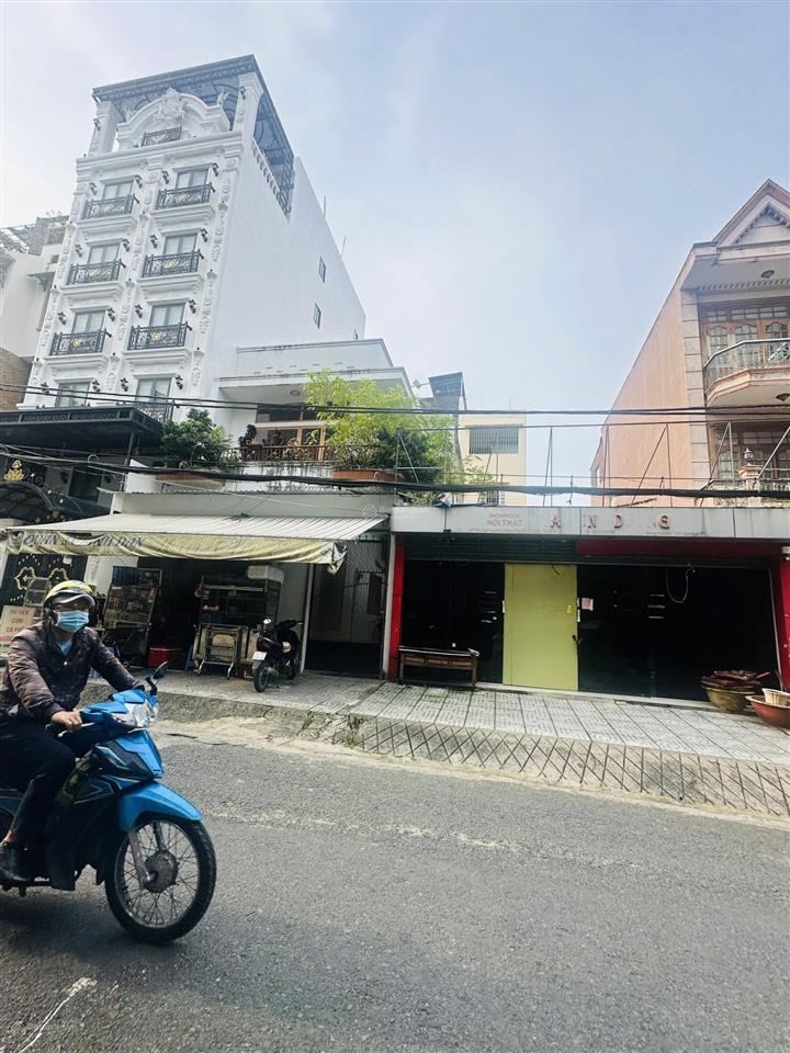 Bán nhà mt đường ngang 8m*18m  ngay dương quảng hàm & lê đức thọ, gò vấp  3 tầng bán chỉ 17,5 tỷ.