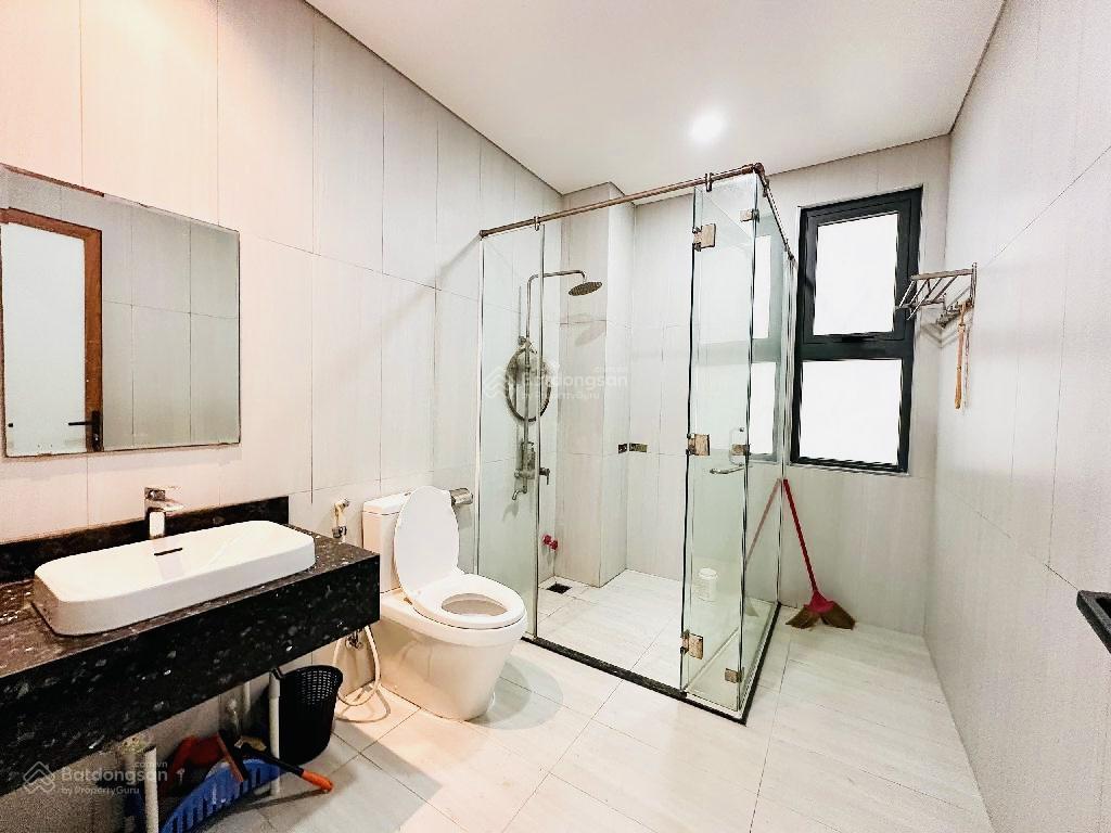 Gò vấp  nhà đẹp 4 tầng  hxh 10m  130m2 ngang rộng 6m vuông vức  gấp bán 13,9 tỷ.