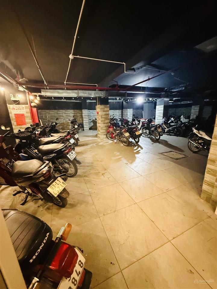 Bán tòa chdv 70 phòng  dòng tiền 300tr/tháng  hxh 8m  350m2  6 tầng btct  giá chỉ 46,8 tỷ
