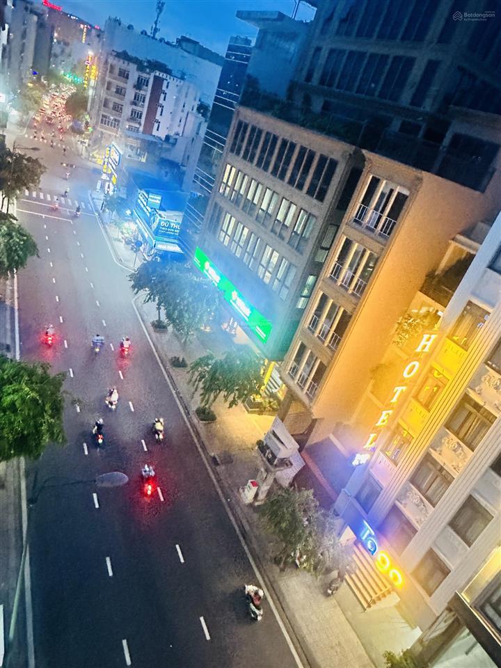 Bán nhà giá đất  mt bạch đằng khu vip sân bay  85m²  3 tầng bán chỉ 18,5 tỷ.