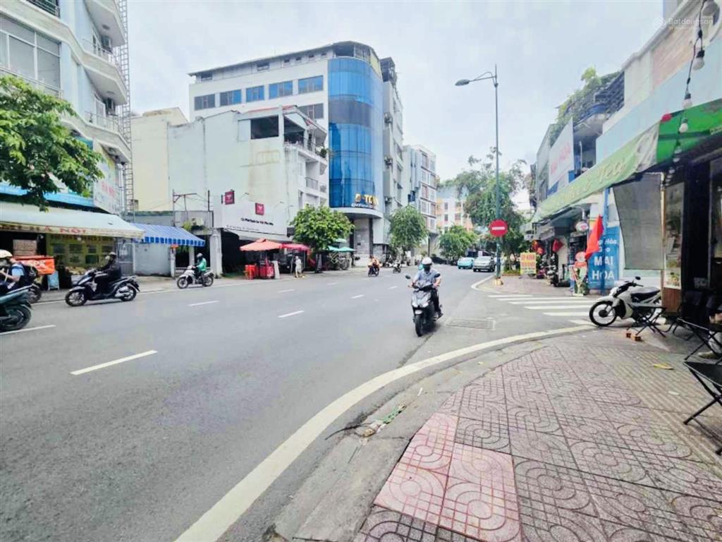 Bán nhà giá đất  mt bạch đằng khu vip sân bay  85m²  3 tầng bán chỉ 18,5 tỷ.