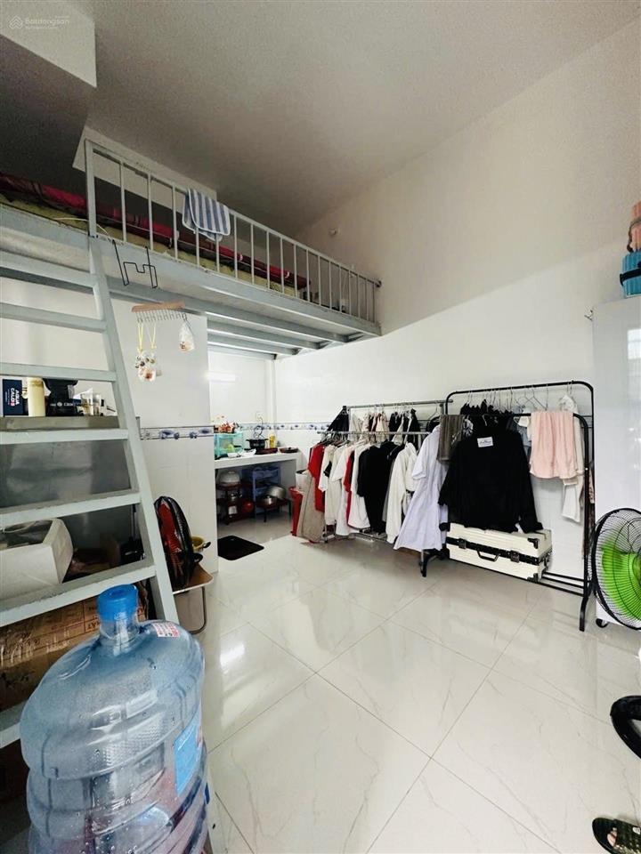 Bán nhà có dòng tiền, diện tích lớn 216m² ngang khủng hơn 10m giá chỉ 24,8 tỷ  bình thạnh