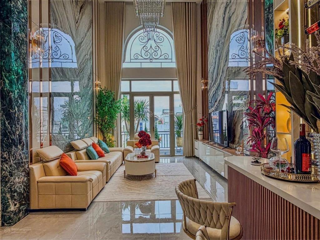 Siêu phẩm nhà mới 6 tầng, thang máy + full nt  hẻm nhựa 7m quang trung, gv  110m2  giá 19,6 tỷ.