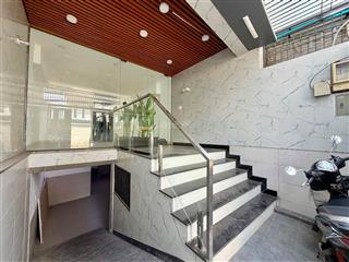 Bán nhà mặt tiền nguyễn xí  7 tầng có hầm, thang máy  56m2 gấp bán chỉ 12,9 tỷ.
