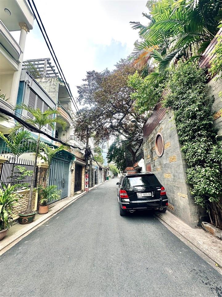 Bán nhà 5 tầng  ngang lớn hơn 7m, 175m2  ngay sát cộng hoà, tân bình  giá bán 34,5tỷ.