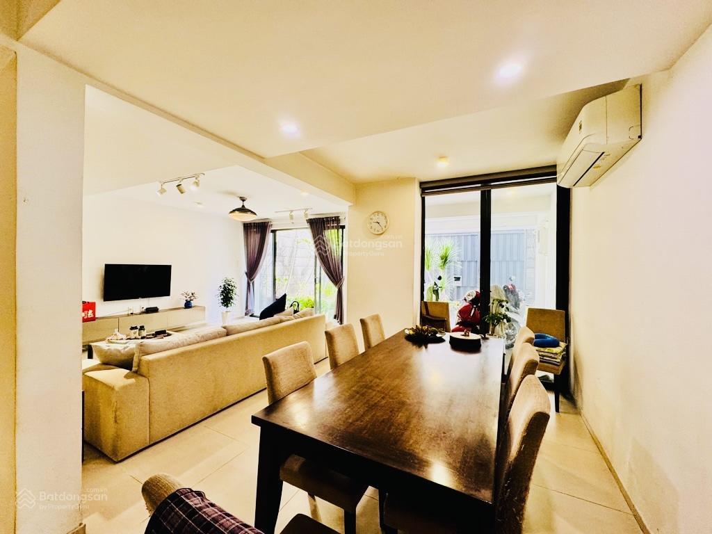 Bán nhà 7*14 nở hậu ~ 160m2  ngay hoàng văn thụ, phú nhuận  gấp bán chỉ 26,68tỷ.