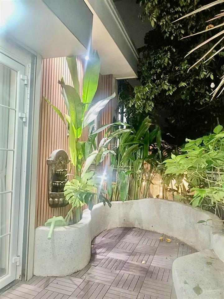 Bán nhà (9x21) khu vip bình thạnh  nơ trang long  2 tầng giá 32 tỷ.