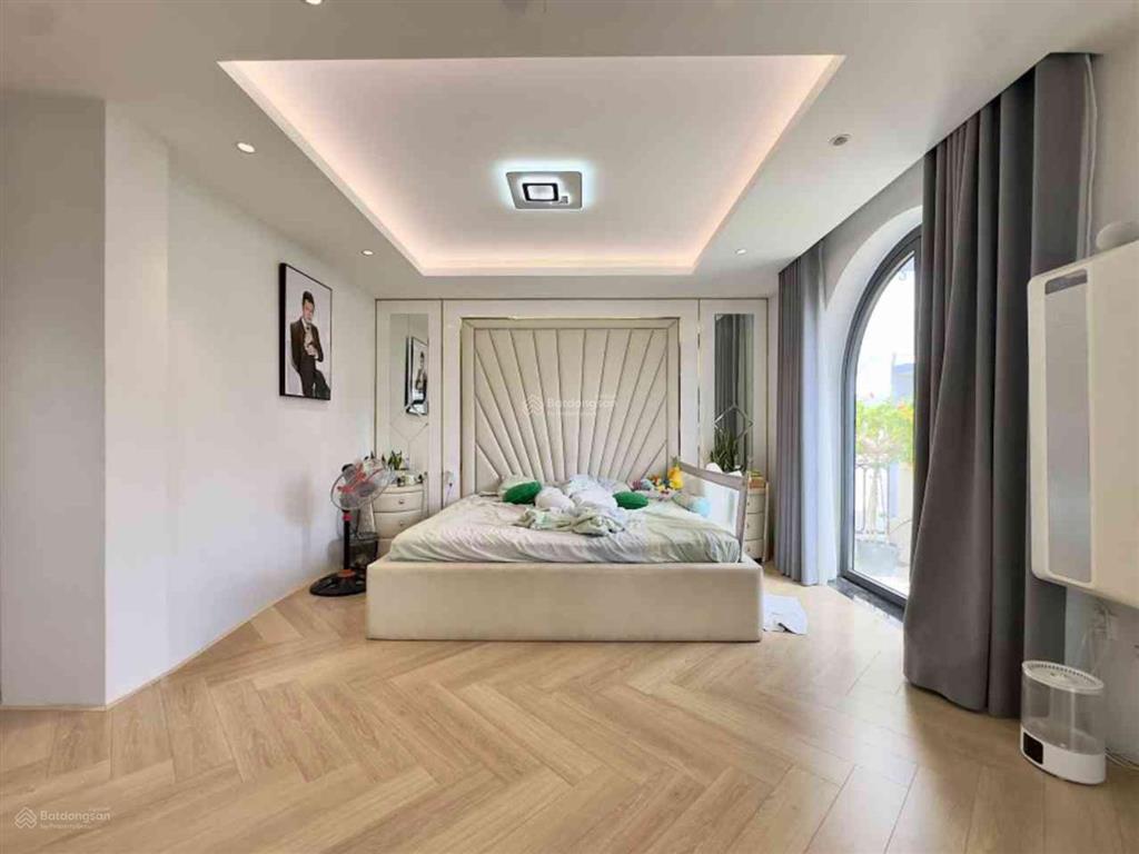 Siêu biệt phủ khu vip bình lợi  4 tầng, hầm  185m2 ngang khủng 10m bán chỉ 37 tỷ