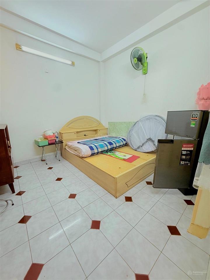 Bán nhà tại phan xích long  4 tầng, ngang 7 dài 20 (nở hậu ~ 145m2)  hxh 5m bán chỉ 23,5 tỷ.