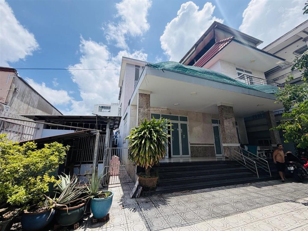 Bán nhà giá cực yêu thương  3 tầng  gần 1000m2 full thổ  chỉ 39,9tỷ  bình trị đông, bình tân