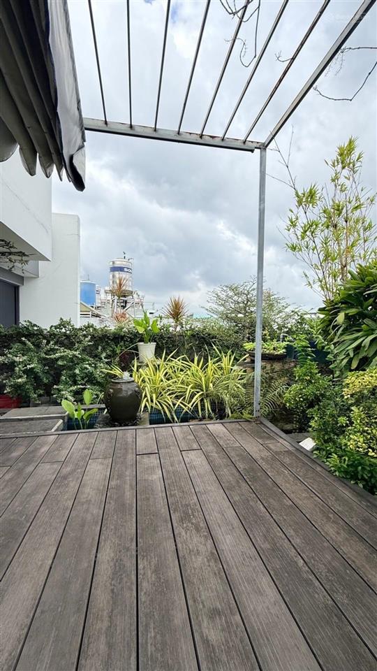 Villa nhà đẹp, 5 tầng thang máy  ngay gần sân gold  135m2 bán chỉ 23,5 tỷ  gò vấp.