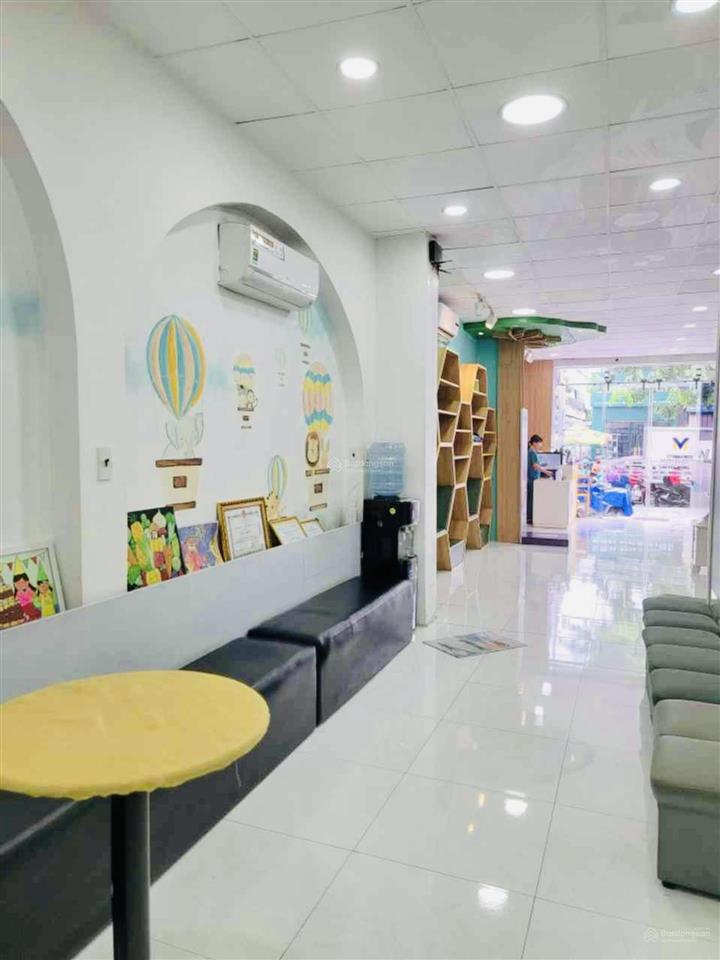 Bán nhà 4 tầng, mặt tiền quang trung, tt gò vấp. 136m2 chỉ 19,9 tỷ.