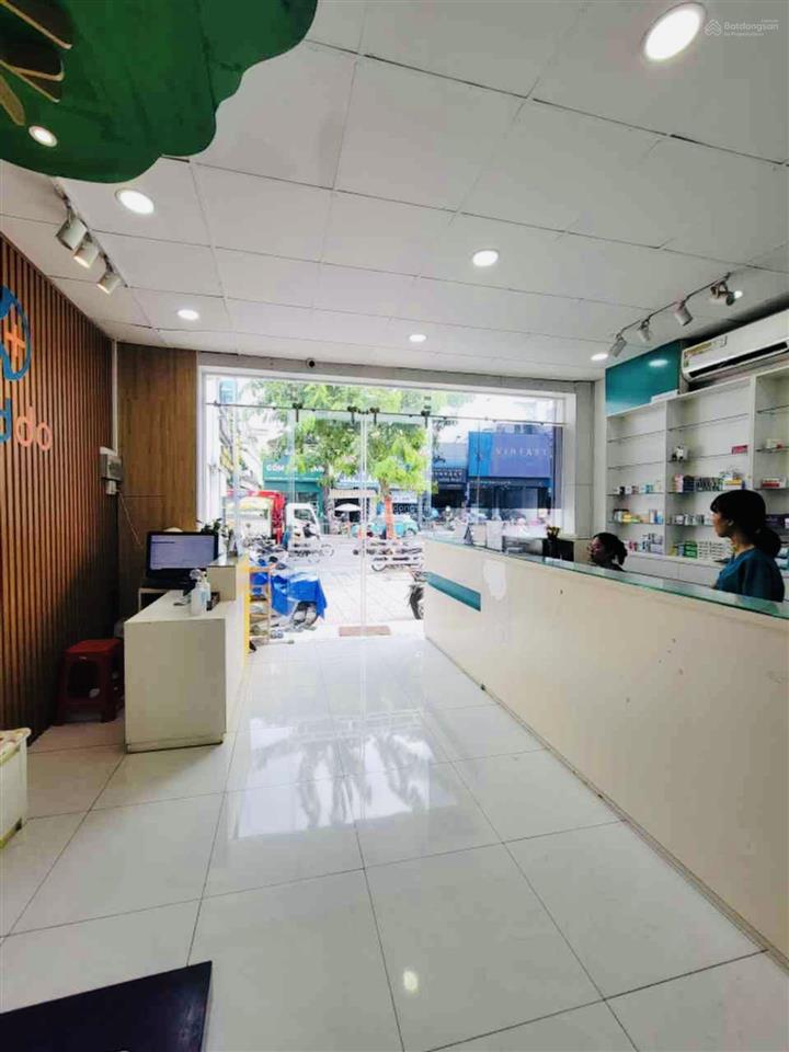 Bán nhà 4 tầng, mặt tiền quang trung, tt gò vấp. 136m2 chỉ 19,9 tỷ.