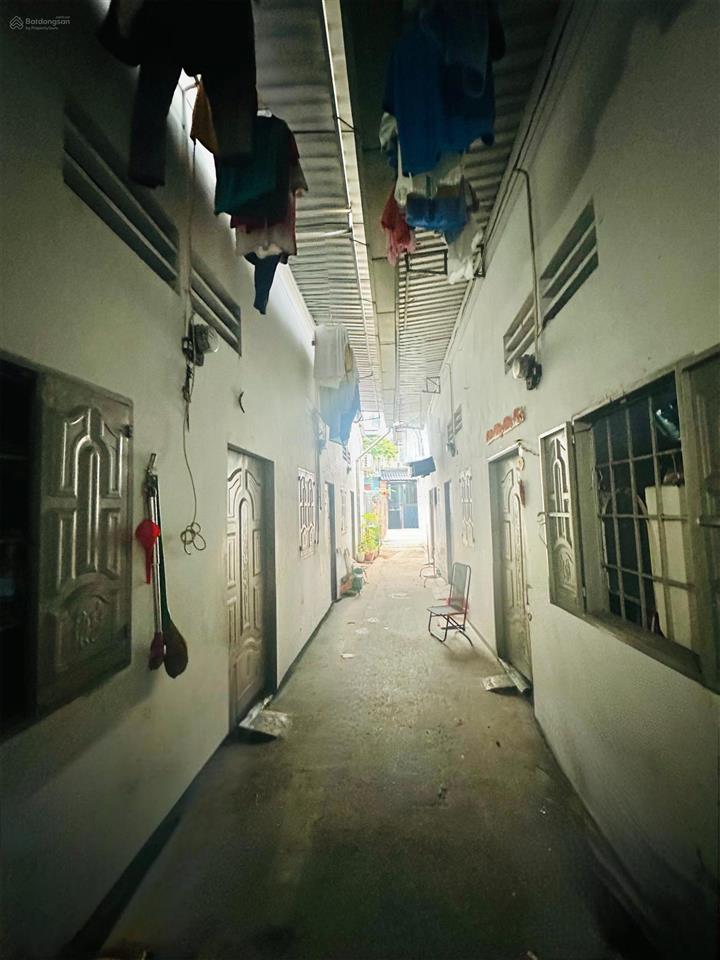 Đất 258m2 full thổ ngang 11m, 12 phòng trọ thu 180 triệu/năm đông hòa dĩ an 7.5 tỷ