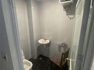 Cho thuê nhà ba đình nhà 4 tầng 6 ngủ ô tô đỗ cửa ở hoặc làm căn hô dịch vụ