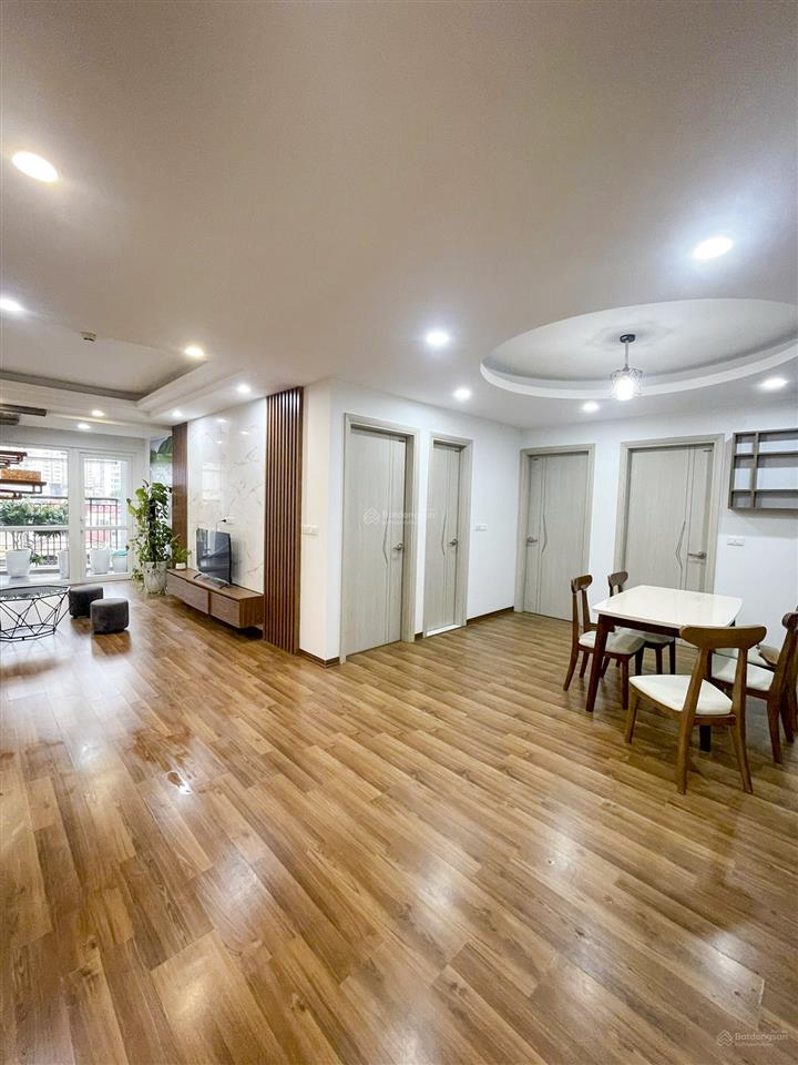 Cho thuê căn hộ 3pn full nội thất, sơn sửa vệ sinh lại như mới