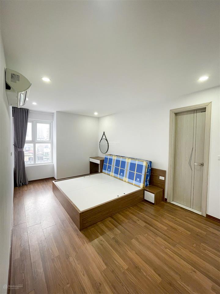 Cho thuê căn hộ 3pn full nội thất, sơn sửa vệ sinh lại như mới