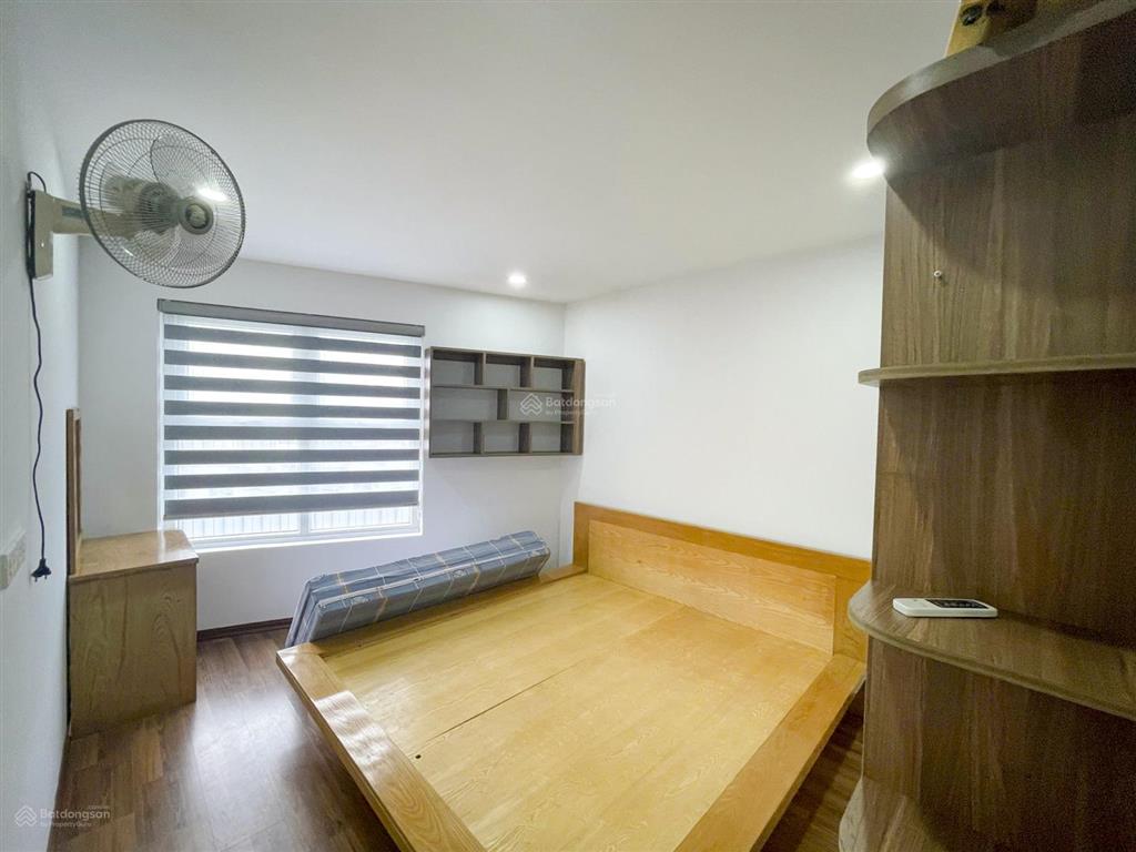Cho thuê căn hộ 3pn full nội thất, sơn sửa vệ sinh lại như mới