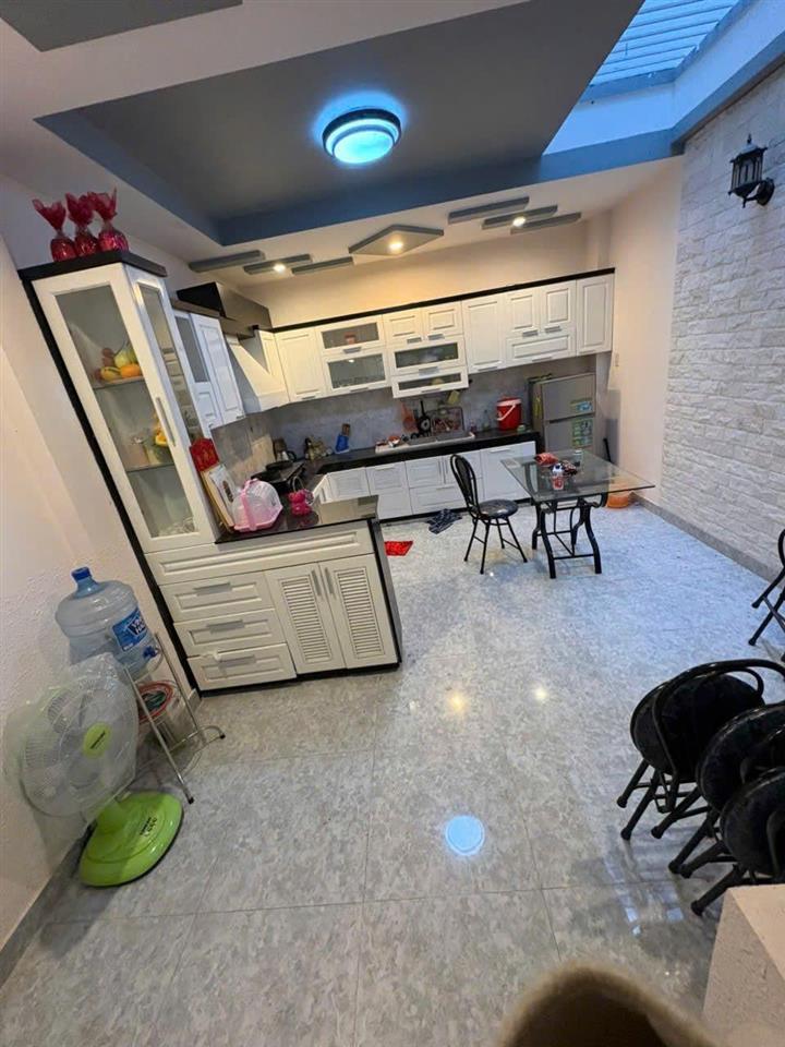 Cho thuê nhà Nguyễn Văn Trỗi phường 2 Đà Lạt 15 triệu/tháng