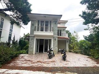 Cho thuê và sang nhượng villa Nam Hồ giá 18 triệu  phường 11 Đà Lạt Lâm Đồng
